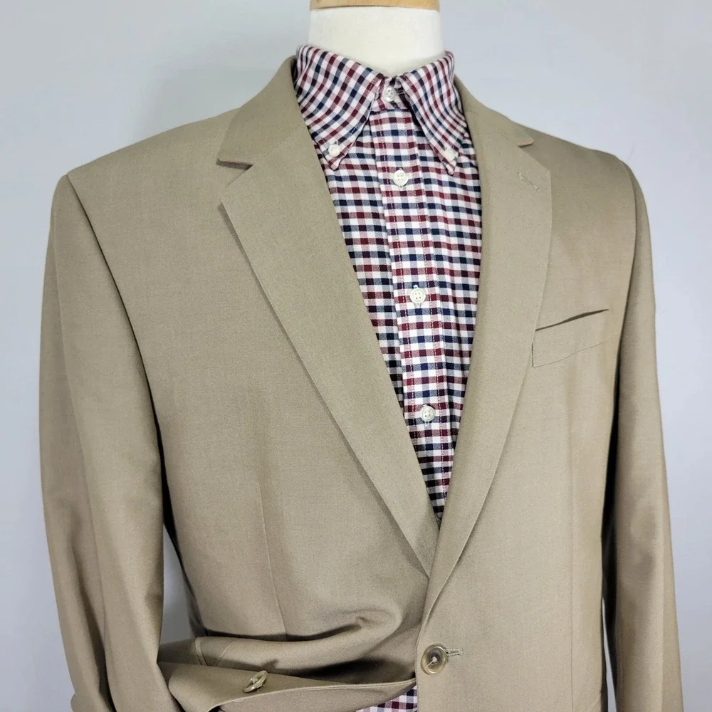 Andrew Fezza‎ Men's Sport Coat Blazer Two Button Beige Polyester Blend Size 44L